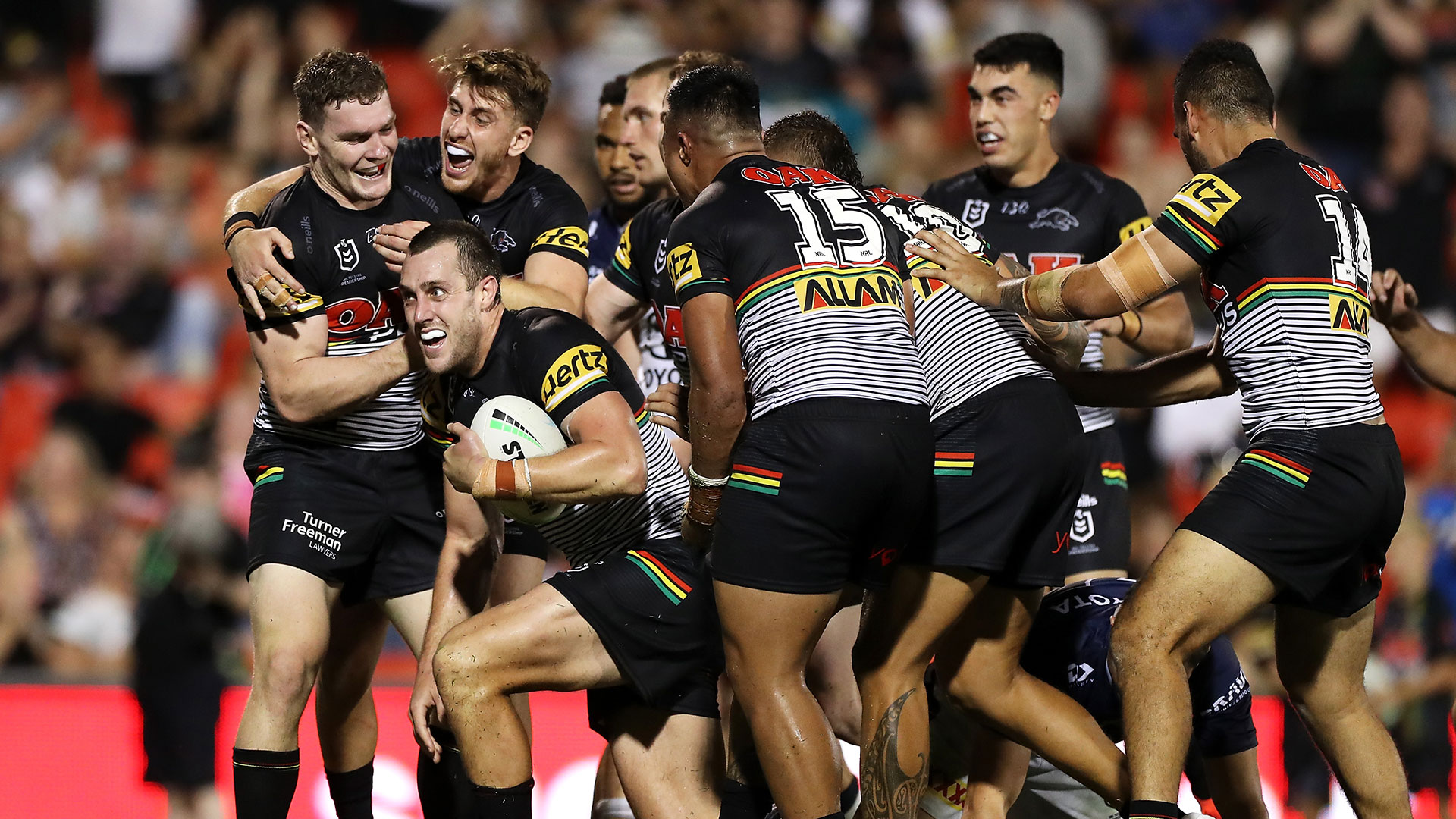 Sharks Vs Panthers - LIVE - Panthers Penrith