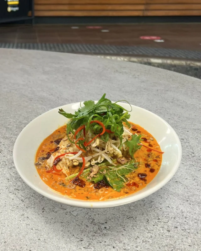 Got a craving for a little spice? 🍜🔥

Our Weekend Special Chicken Laksa is loaded with rice noodles, pak choy, bean shoots, chilli and coriander, swimming in a rich, Singaporean-style laksa broth. It’s bold, it’s fragrant, and it’s got just the right amount of kick.

Only here for the weekend! 
📍 Kelly's Bar + Kitchen